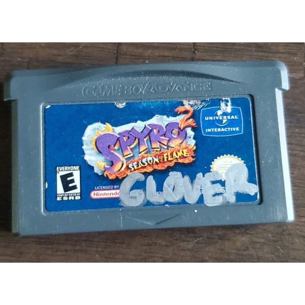 Gameboy Advance Spyro 2 Season of Flame